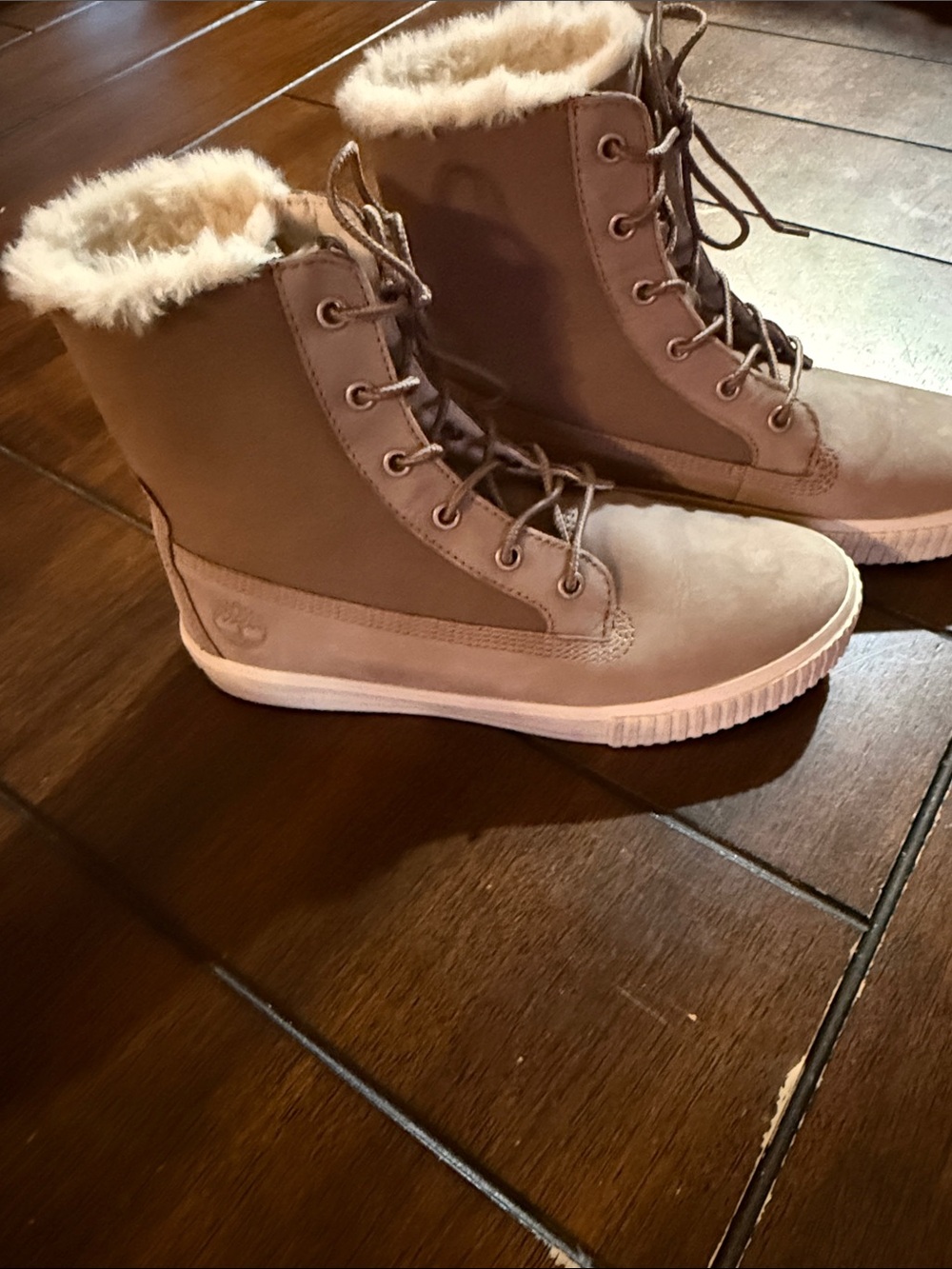 Timberland Women's Lace-Up Faux Fur Collar Winter Boots - Taupe